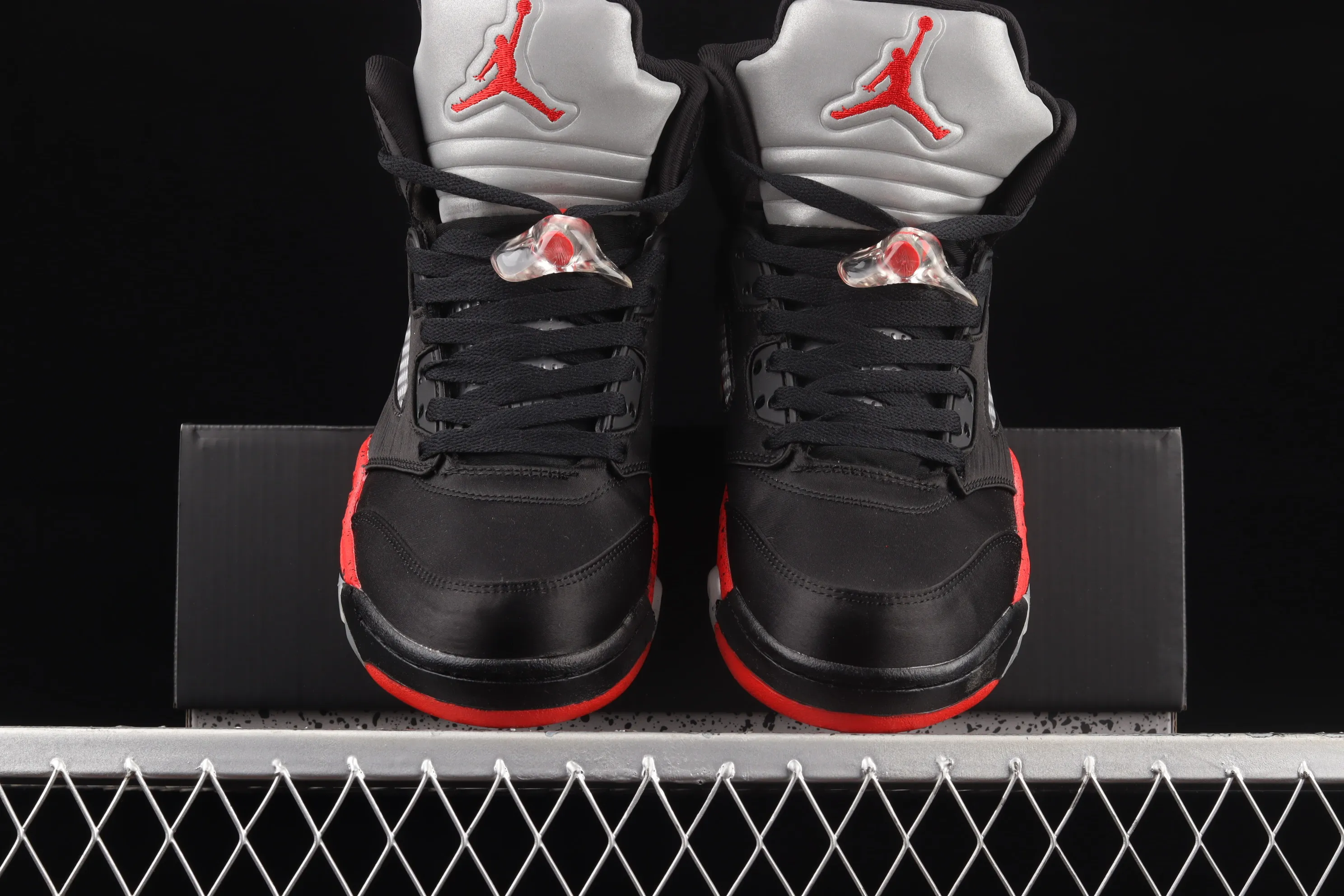 All categories Air Jordan Jordan series basketball shoes Air Jordan 5 Air Jordan 5 Satin Bred AJ5 Joe 5 black and red silk 3M reflective basketball shoes 136027-006